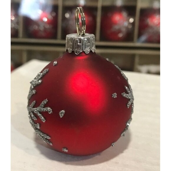 Set Of 12 Red Christmas Ball Place Card Ornaments With Snowflake Design 2" - Picture 7 of 11
